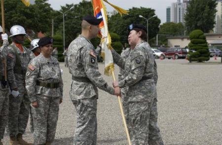 Taking Command of the 1st Signal Brigade