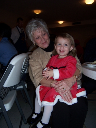 Nana and Isabella Christmas 08