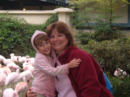 Nov 2007 - Sea World w/granddaughter Chrissy