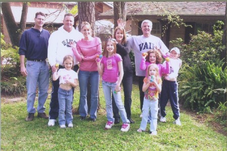 Grandpa Les with Kids & Grandkids ('07)