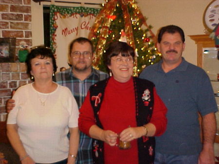 Sherry Richardson w/ brothers and sister