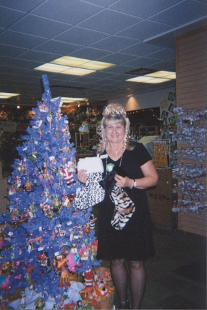 Inside the Phoenix Zoo gift shop