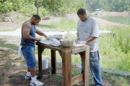 cleaning fish