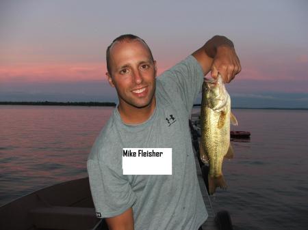 Mike Fleisher's Classmates® Profile Photo