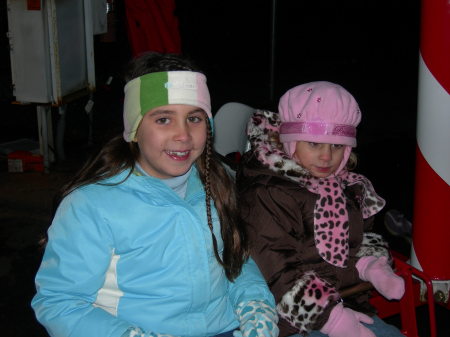 Gianna and Isabella-Santa's Village 2008