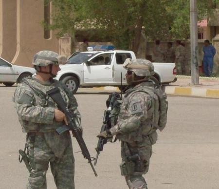 dismounted Foot Patrol Iraq 08