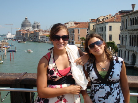 Audrey(14) and Nicole (12) in Venice, Italy