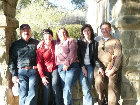 MELANIE AND HER FAMILY AT WINERY