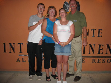 Cabo 2006 Family