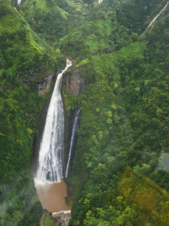 waterfalls in Kauai