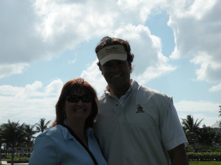 Ma and Mike Piazza in Bahamas