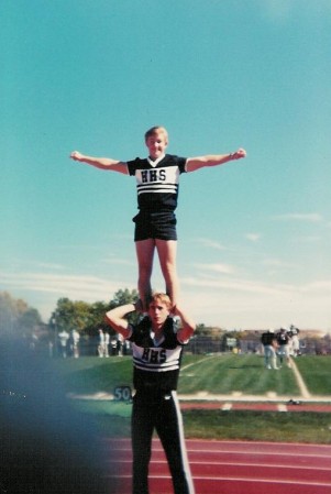 Cheerleading 89