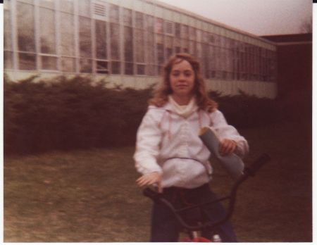 Melinda Thompson on a Huffy Mono-shoch bicycle