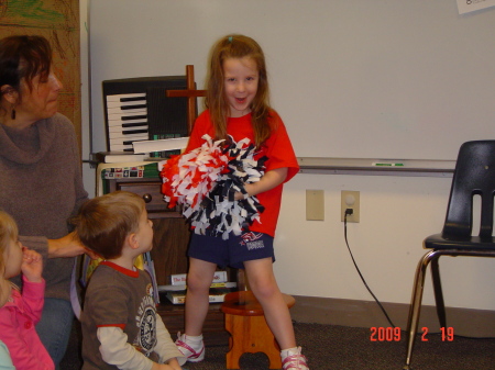 Show & tell at preschool doing her cheers!