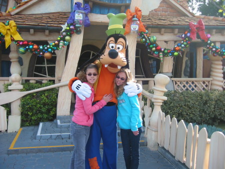 Just Goofy-ing Around in Toon Town