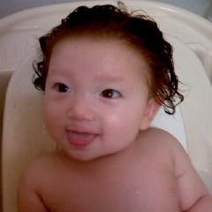 Chloe in the bath.