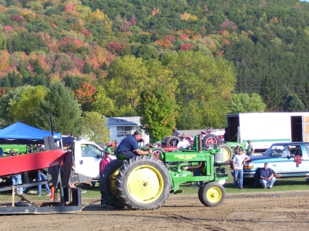 Antique Tractor Pull Cohoctan NY