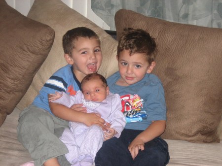 yassine and Adam with baby sister