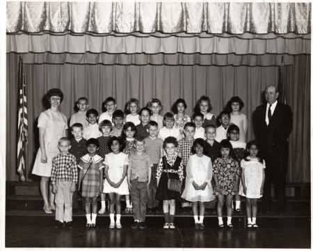 1st Grade, Mrs Finley, 1967-68