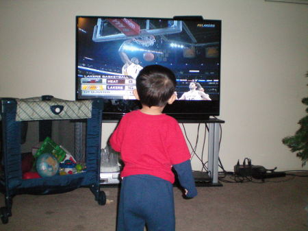 Youngster loves the Lakers!!!