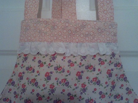Top Front of Peach Apron