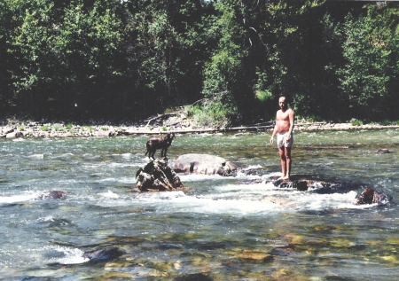 Mark and Nestlie stuck on a rock.