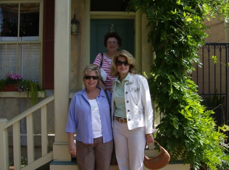 Donna Z, Nancy Jo and Patty T in Savannah