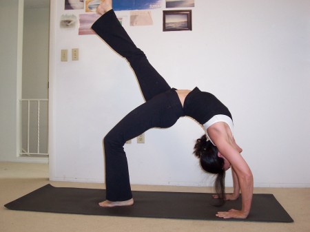 yoga feb 13, 2006 004