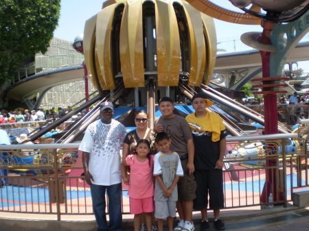 The family..Disney Land 2009