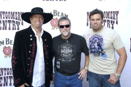Me with Montgomery Gentry 2008