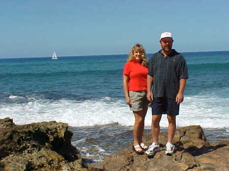 Dean & Syble in Hawaii 2001