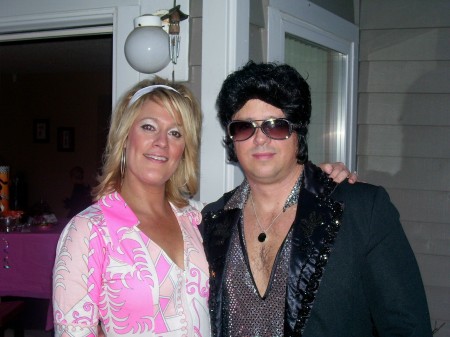 Ever seen Val and Elvis in the same room..??