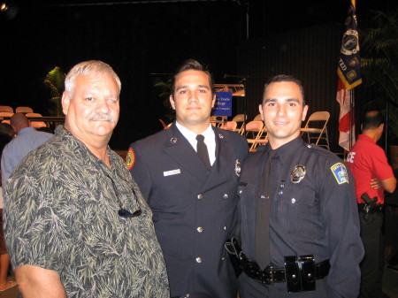 A PROUD DAY DAN BECOME A POLICE OFFICER