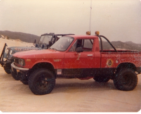 San Fernando Valley Stump Jumpers  4x4 club