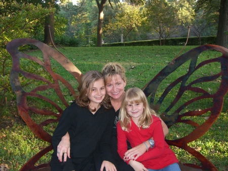 Aunt Lee w her angels Delaney & Lindsey