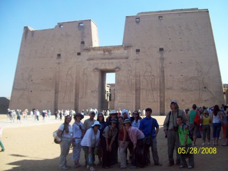 Flossie (on far left) at temple in Egpyt