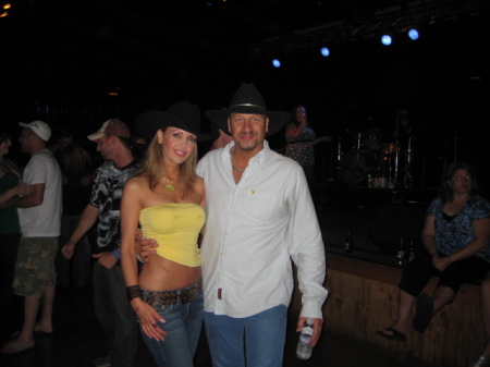 Denn & Mona(CowboyUp) at Brad Paisley Concert.