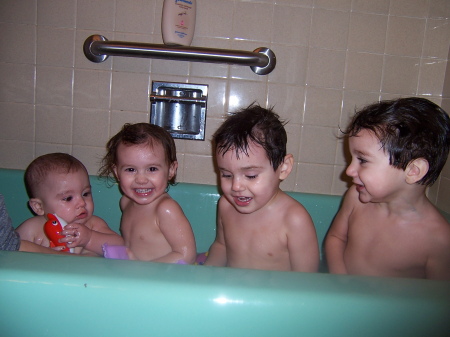 4 grubs in the tub