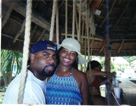 wife & me in cancun