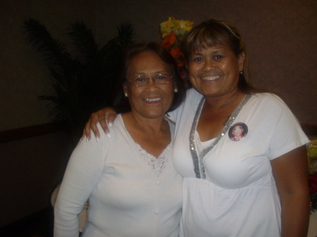 Fredlyn and Mom in Vegas 2008