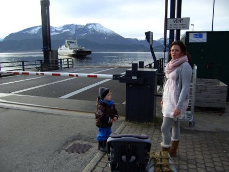 Tobias and Ragnhild waiting for the ferry.