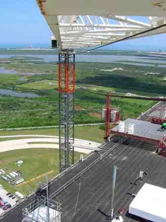 Putting a new roof on the VAB.