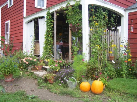 Fall at the farmhouse