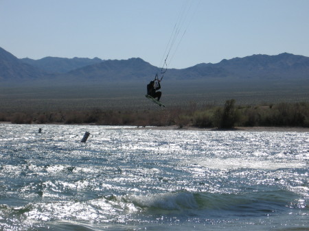 Kitesurfing Lake Mohave