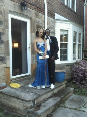 Daughter going to prom '09