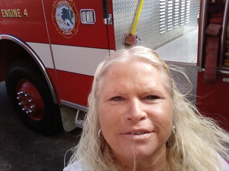 me w Gary' firetruck