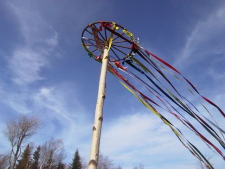 Maypole, Beltaine