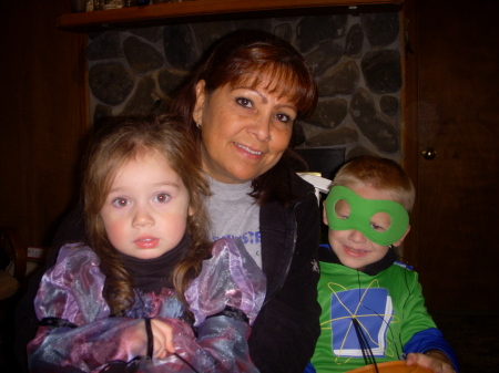 Grandkids on halloween 2009