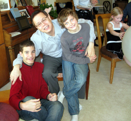 Jeff and Sons at Thanksgiving 2008