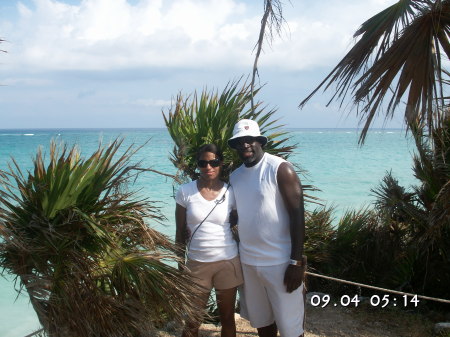 Me & hubby - 5th anniv in Mexico